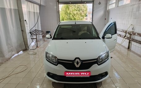Renault Logan II, 2016 год, 970 000 рублей, 18 фотография