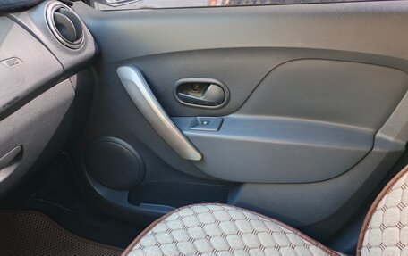 Renault Logan II, 2016 год, 970 000 рублей, 24 фотография