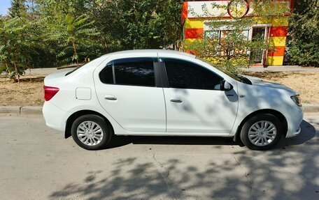 Renault Logan II, 2016 год, 970 000 рублей, 27 фотография
