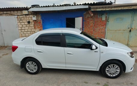 Renault Logan II, 2016 год, 970 000 рублей, 30 фотография