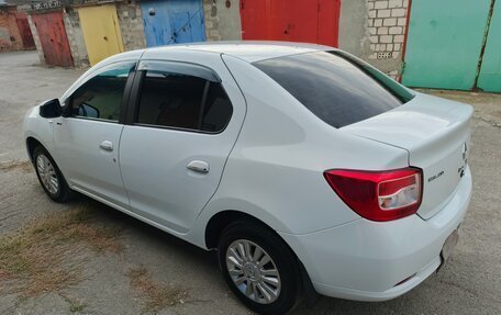 Renault Logan II, 2016 год, 970 000 рублей, 32 фотография