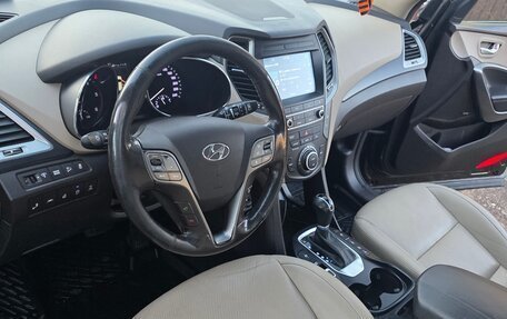 Hyundai Santa Fe III рестайлинг, 2017 год, 2 150 000 рублей, 13 фотография