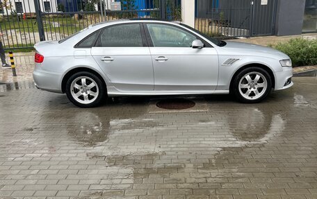 Audi A4, 2011 год, 999 000 рублей, 8 фотография