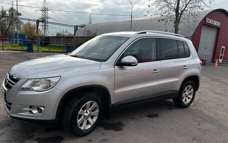 Volkswagen Tiguan I, 2011 год, 1 100 000 рублей, 2 фотография