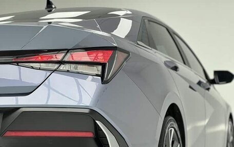 Hyundai Elantra, 2023 год, 1 250 000 рублей, 7 фотография