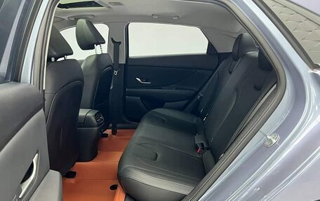 Hyundai Elantra, 2023 год, 1 250 000 рублей, 15 фотография