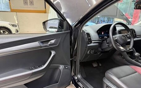 Skoda Karoq I, 2023 год, 2 100 008 рублей, 8 фотография