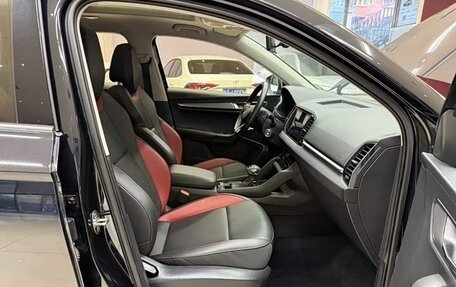 Skoda Karoq I, 2023 год, 2 100 008 рублей, 18 фотография
