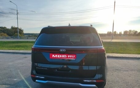 KIA Carnival, 2021 год, 3 800 000 рублей, 7 фотография