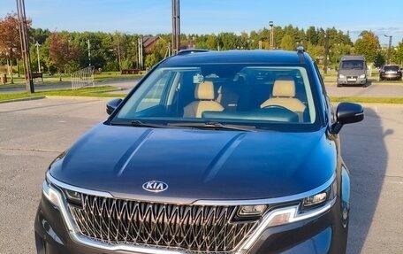 KIA Carnival, 2021 год, 3 800 000 рублей, 2 фотография