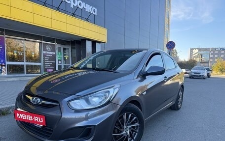 Hyundai Solaris II рестайлинг, 2014 год, 635 000 рублей, 4 фотография