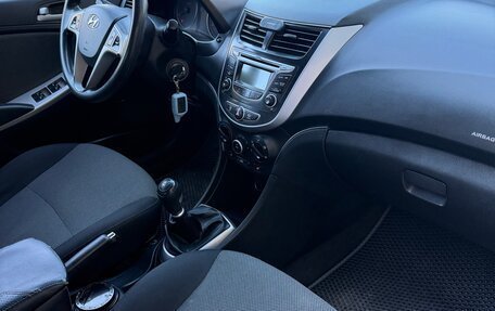Hyundai Solaris II рестайлинг, 2014 год, 635 000 рублей, 14 фотография