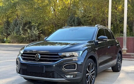 Volkswagen T-Roc I, 2022 год, 1 600 325 рублей, 1 фотография