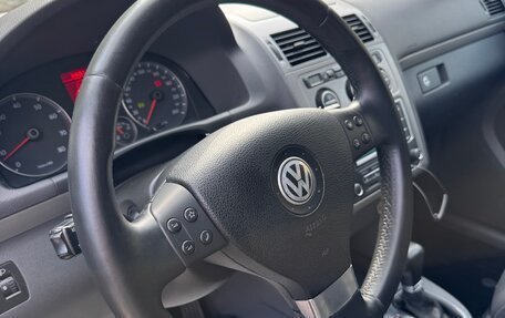 Volkswagen Touran III, 2007 год, 760 000 рублей, 10 фотография