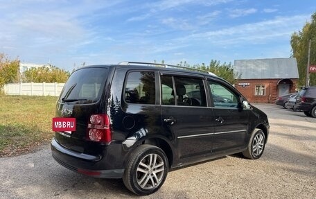 Volkswagen Touran III, 2007 год, 760 000 рублей, 5 фотография