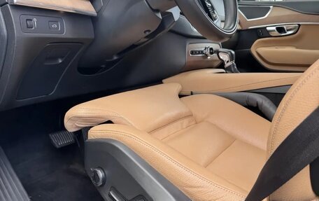 Volvo XC90 II рестайлинг, 2018 год, 4 250 000 рублей, 14 фотография