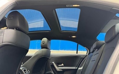 Mercedes-Benz A-Класс, 2023 год, 1 985 000 рублей, 8 фотография