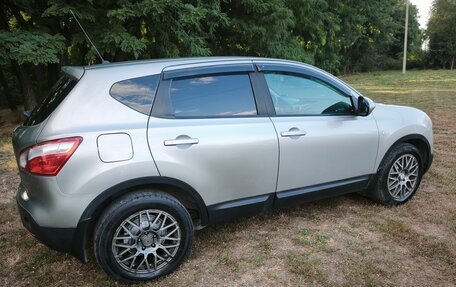 Nissan Qashqai, 2011 год, 700 000 рублей, 3 фотография