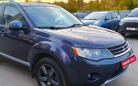 Mitsubishi Outlander III рестайлинг 3, 2008 год, 1 230 000 рублей, 7 фотография