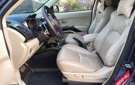 Mitsubishi Outlander III рестайлинг 3, 2008 год, 1 230 000 рублей, 16 фотография