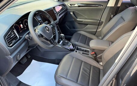 Volkswagen T-Roc I, 2022 год, 1 600 325 рублей, 11 фотография