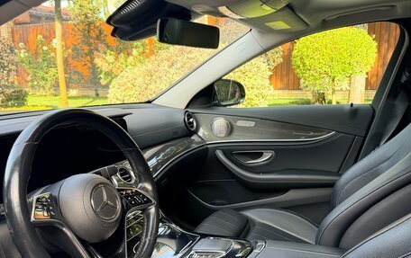 Mercedes-Benz E-Класс, 2021 год, 4 735 000 рублей, 11 фотография