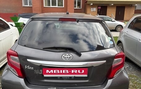 Toyota Vitz, 2016 год, 700 000 рублей, 2 фотография