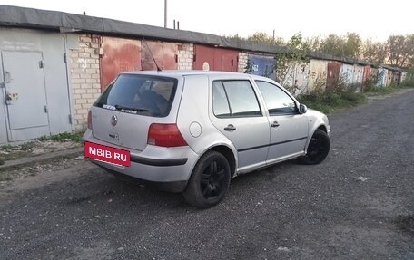 Volkswagen Golf IV, 2000 год, 150 000 рублей, 3 фотография