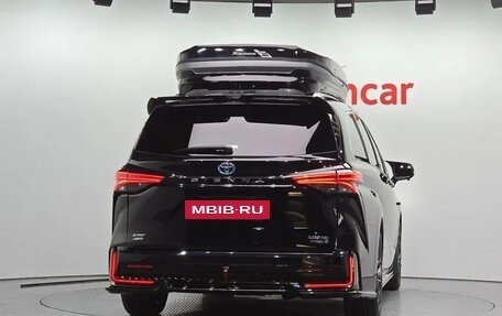Toyota Sienna, 2024 год, 7 533 000 рублей, 4 фотография