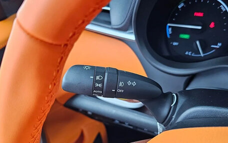 Toyota Sienna, 2024 год, 7 533 000 рублей, 27 фотография