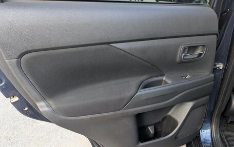 Mitsubishi Outlander III рестайлинг 3, 2020 год, 2 190 000 рублей, 19 фотография