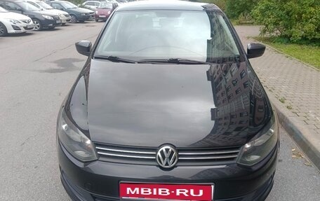 Volkswagen Polo VI (EU Market), 2014 год, 725 000 рублей, 1 фотография