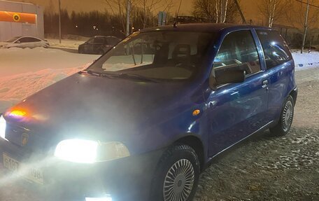 Fiat Punto III Punto Evo рестайлинг, 1994 год, 148 000 рублей, 1 фотография
