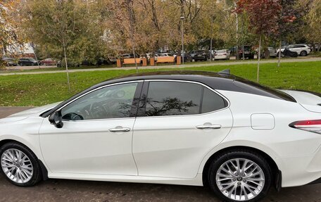Toyota Camry, 2020 год, 2 750 000 рублей, 7 фотография