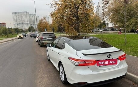 Toyota Camry, 2020 год, 2 750 000 рублей, 6 фотография