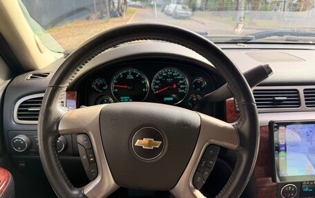 Chevrolet Tahoe III, 2013 год, 2 700 000 рублей, 3 фотография