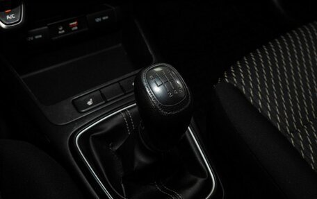 KIA Rio IV, 2018 год, 1 048 000 рублей, 12 фотография