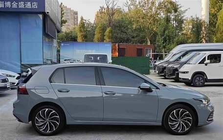 Volkswagen Golf VIII, 2023 год, 1 890 000 рублей, 3 фотография