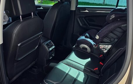 Volkswagen Tiguan II, 2018 год, 3 250 000 рублей, 16 фотография