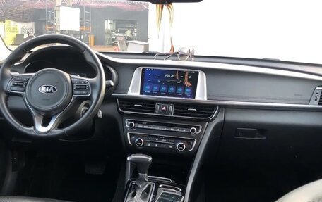 KIA Optima IV, 2017 год, 2 000 000 рублей, 6 фотография