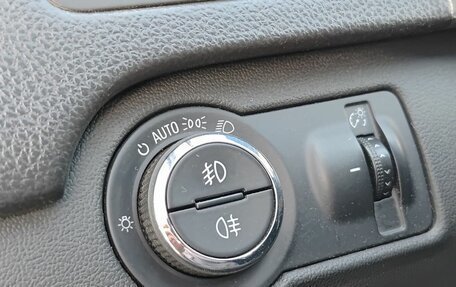 Opel Insignia II рестайлинг, 2014 год, 950 000 рублей, 28 фотография