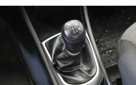 Hyundai Solaris II рестайлинг, 2011 год, 567 000 рублей, 11 фотография