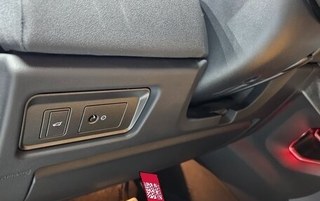 Land Rover Range Rover Evoque I, 2018 год, 2 270 000 рублей, 30 фотография