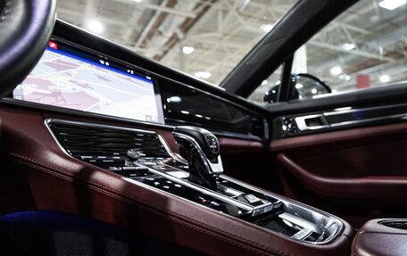 Porsche Panamera II рестайлинг, 2019 год, 8 900 000 рублей, 25 фотография