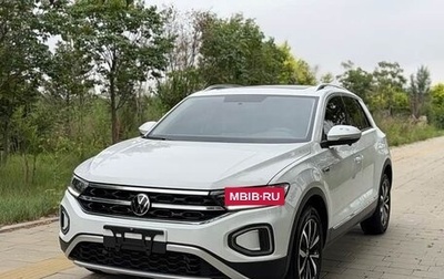 Volkswagen T-Roc I, 2023 год, 1 770 001 рублей, 1 фотография