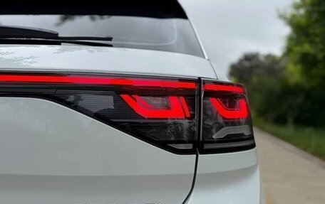 Volkswagen T-Roc I, 2023 год, 1 770 001 рублей, 8 фотография