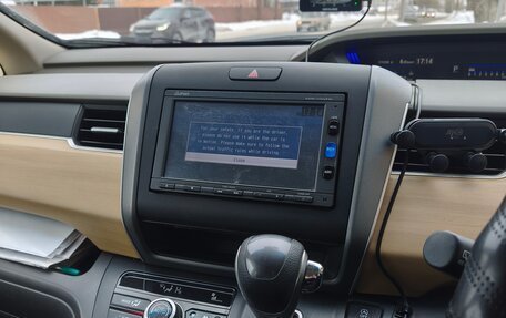 Honda Freed II, 2017 год, 1 740 000 рублей, 3 фотография
