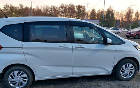 Honda Freed II, 2017 год, 1 740 000 рублей, 17 фотография