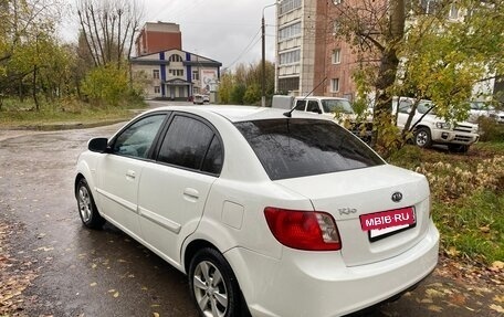 KIA Rio II, 2010 год, 375 000 рублей, 3 фотография