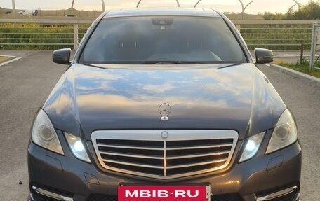 Mercedes-Benz E-Класс, 2009 год, 1 390 000 рублей, 9 фотография